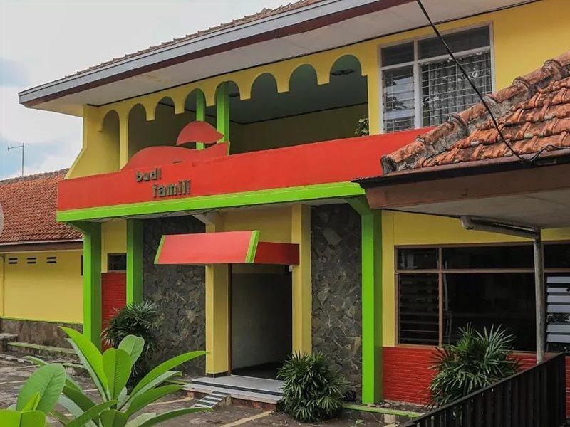 Oyo Life 1708 Hotel Budi Famili 1 Syariah Ciamis Eksteriør billede