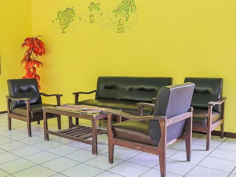 Oyo Life 1708 Hotel Budi Famili 1 Syariah Ciamis Eksteriør billede